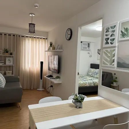Lian'S Haven At Arezzo Place Davao Exterior photo